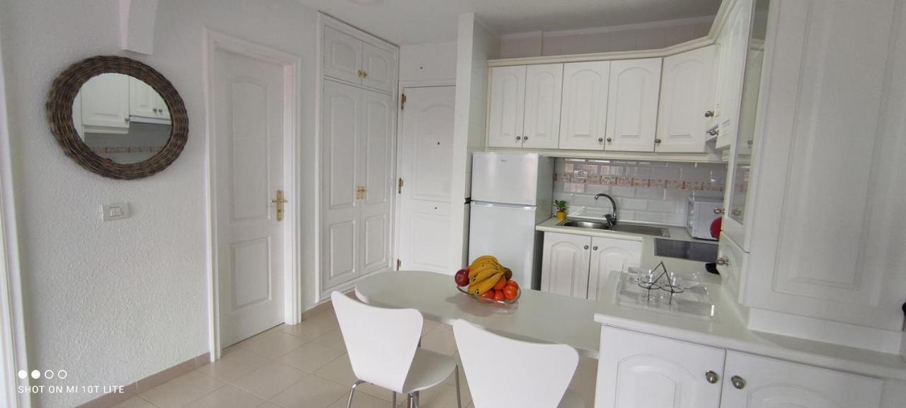 Precioso Con Piscina Junto Al Mar Apartament *